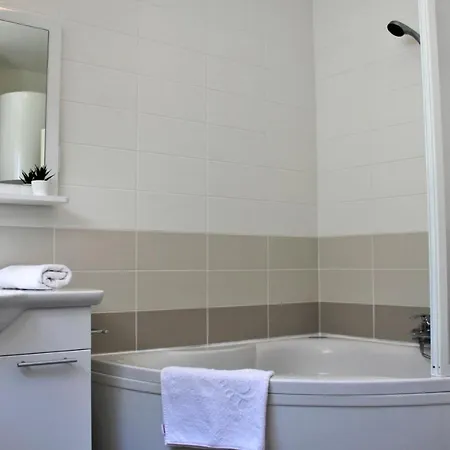 Adris - Private Parking Appartement Zadar