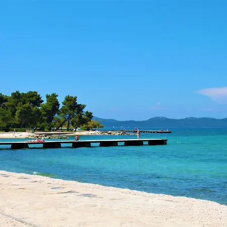 Adris - Private Parking Appartement