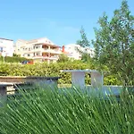 Adris - Private Parking *