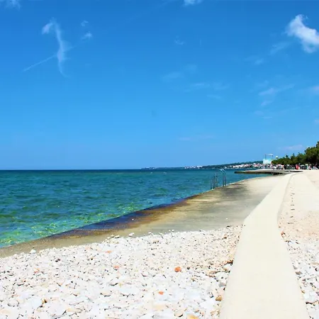 Adris - Private Parking Apartment *