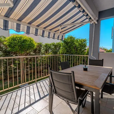 Apartment Adris - Private Parking *