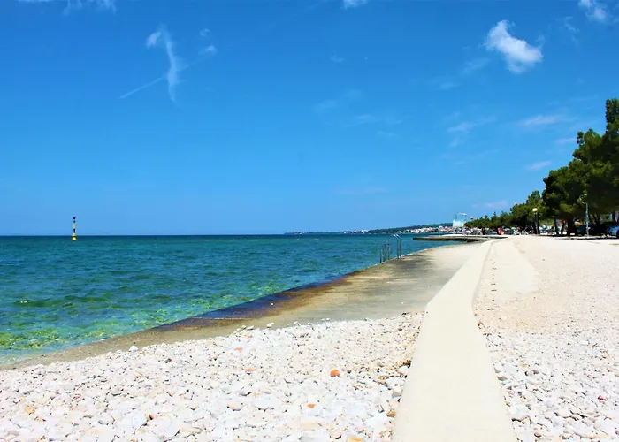 Adris - Private Parking Apartmán *