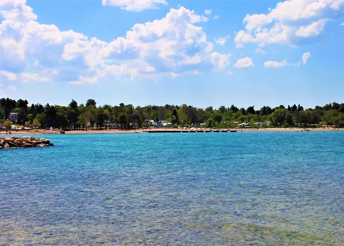 Adris - Private Parking Zadar